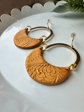 Load image into Gallery viewer, Golden Sun Dangle Earrings
