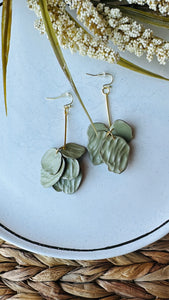 Tilly Dangle Earrings