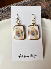 Load image into Gallery viewer, Birds Dangle Earrings
