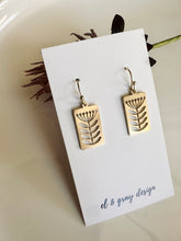 Load image into Gallery viewer, Folk Flower - Gold Metal Earrings
