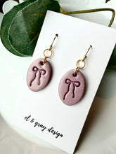 Load image into Gallery viewer, Sweet Pea Bow Dangle Earrings
