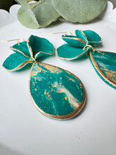 Load image into Gallery viewer, Emerald Dangle Earrings
