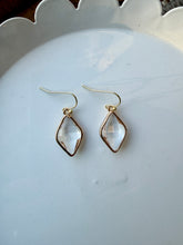 Load image into Gallery viewer, Crystallize Dangle Earrings - Gold Metal
