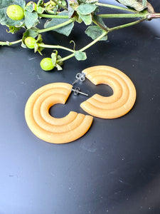 Medium-Sized Hoops With Imprint Detail