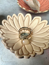 Load image into Gallery viewer, Daisy Dreams Trinket Tray - Pale Yellow
