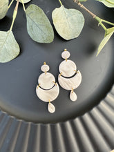 Load image into Gallery viewer, Crema Dangle Earrings
