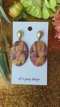 Load and play video in Gallery viewer, Golden Isles Dangle Earrings
