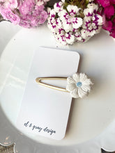 Load image into Gallery viewer, White Flower Hair Clip
