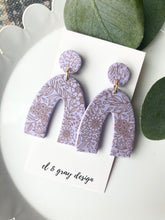 Load image into Gallery viewer, SALE Patterned Arch Dangles - Lilac
