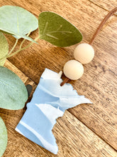 Load image into Gallery viewer, Blue Marbled Minnesota Essential Oils Diffuser
