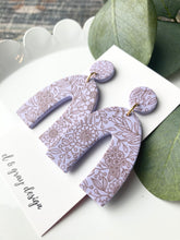 Load image into Gallery viewer, SALE Patterned Arch Dangles - Lilac
