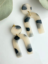 Load image into Gallery viewer, Tortoise Shell Arch Dangle Earrings
